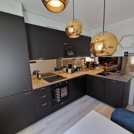 Colorful Two-room With Parking * Τάμπερε