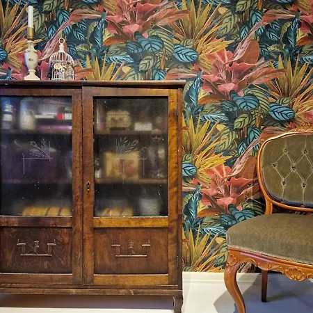 Colorful Two-room With Parking Lejlighed *
