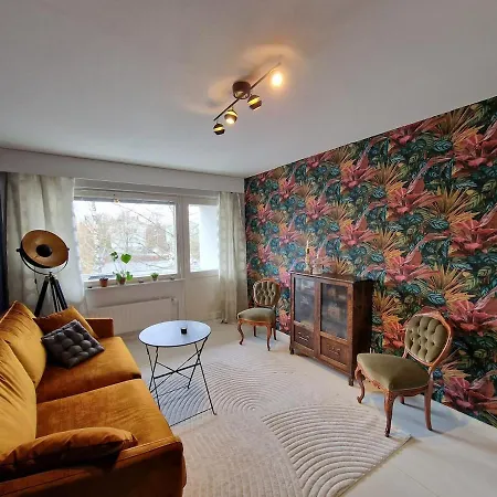 Colorful Two-room With Parking