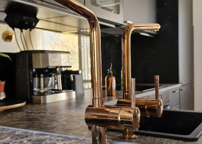 Apartment Colorful Two-room With Parking Tampere