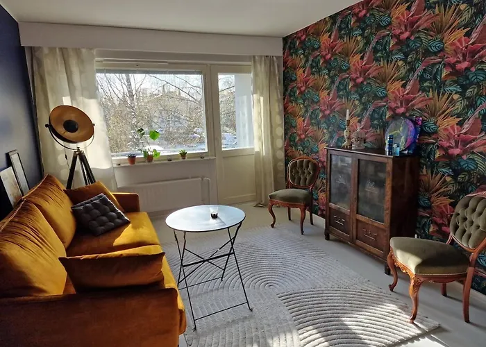 Colorful Two-room With Parking *